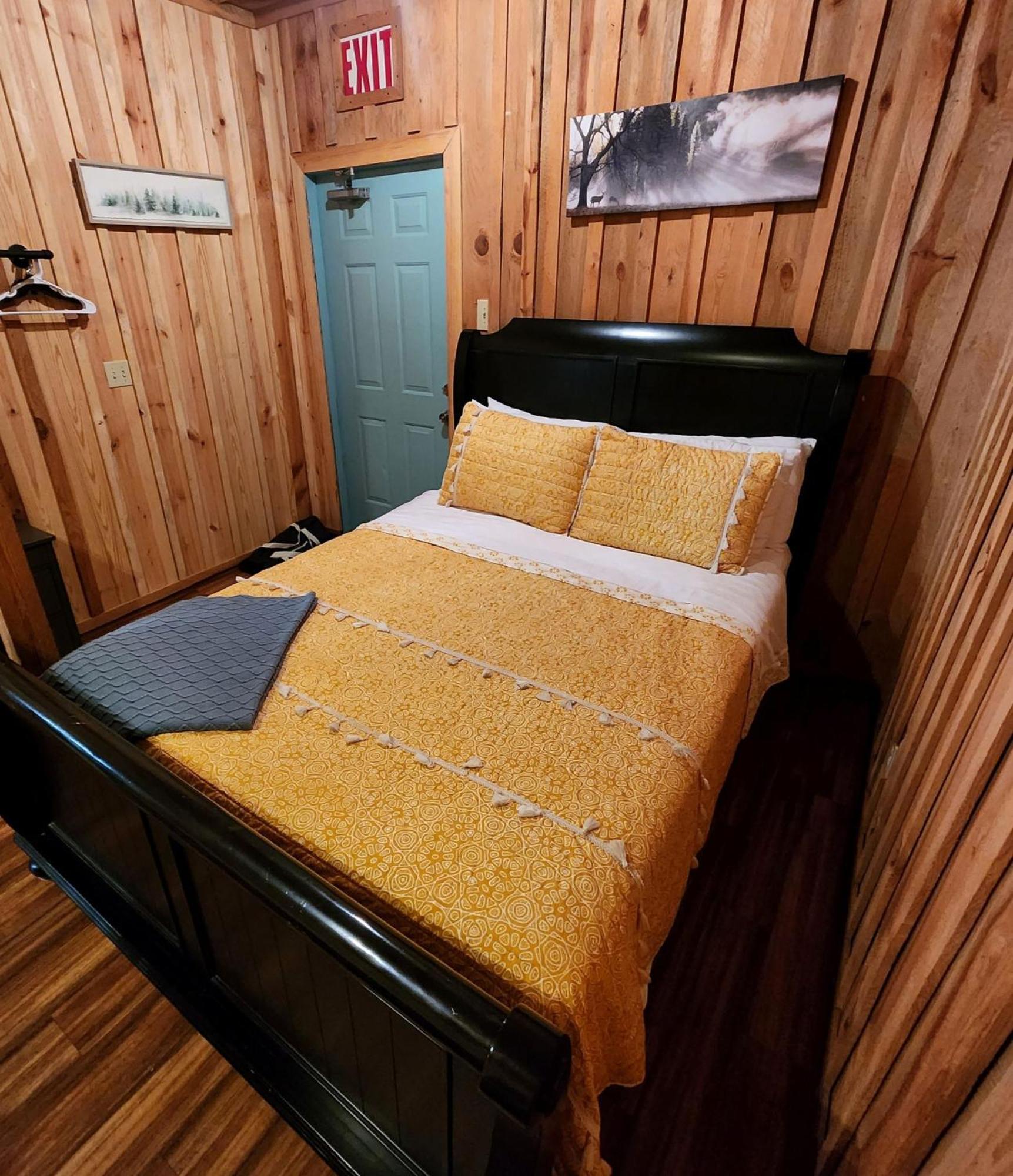 Unique Country Cabin Meets Farmhouse Modern!!! Mena Exterior foto