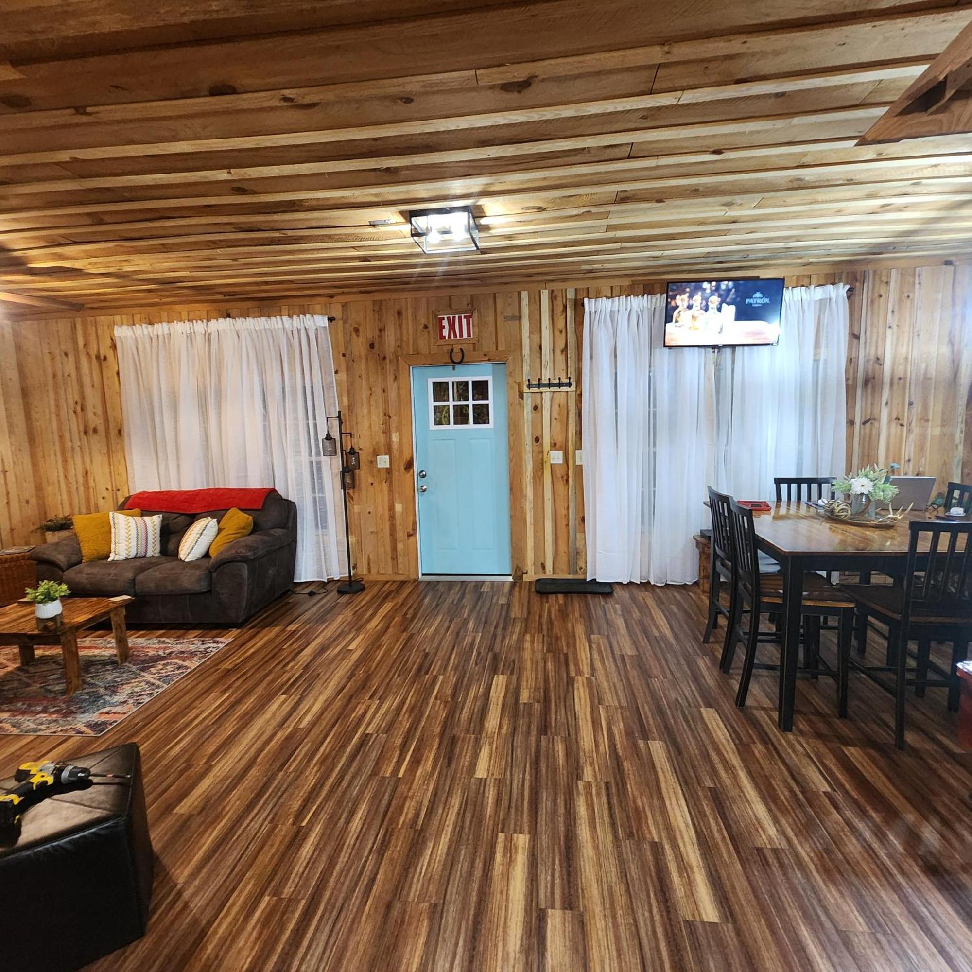 Unique Country Cabin Meets Farmhouse Modern!!! Mena Exterior foto